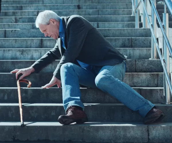 Are You At Risk of Falling? Let A Physical Therapist Help You Get Your Footing!